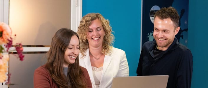 Global HR & Payroll Officer